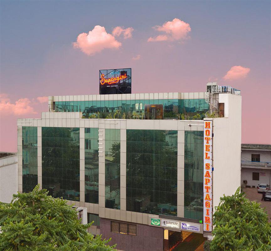 Hotel Saptagiri New Delhi Exterior photo